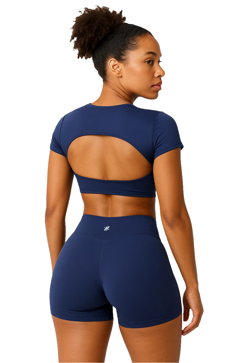 Ensemble de sport dos nu