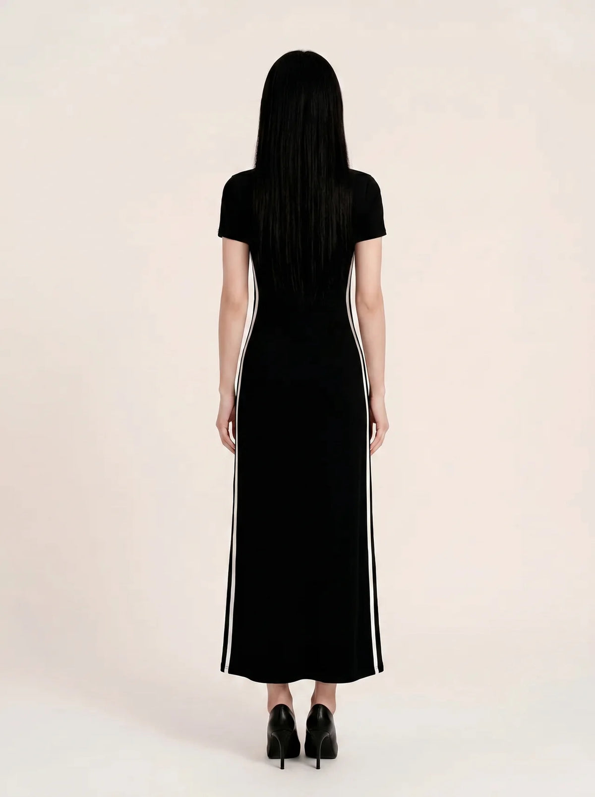 Robe longue minimaliste noir